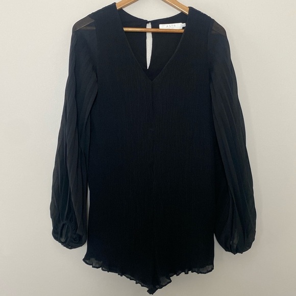 ASTR The Label Roseanne Romper Jumpsuit Black Lined Sheer Long Sleeve Size S - Picture 2 of 14